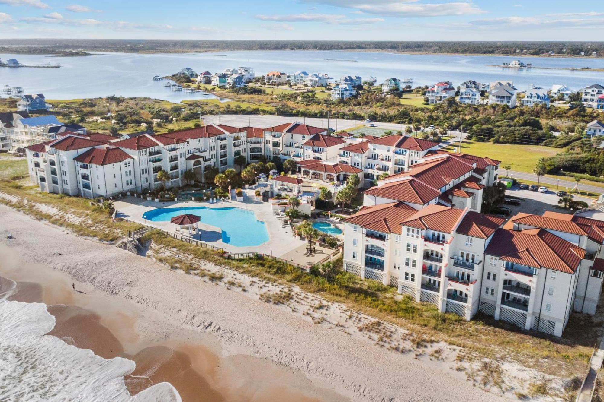 North Topsail Beach Condo In Resort-Style Complex! מראה חיצוני תמונה